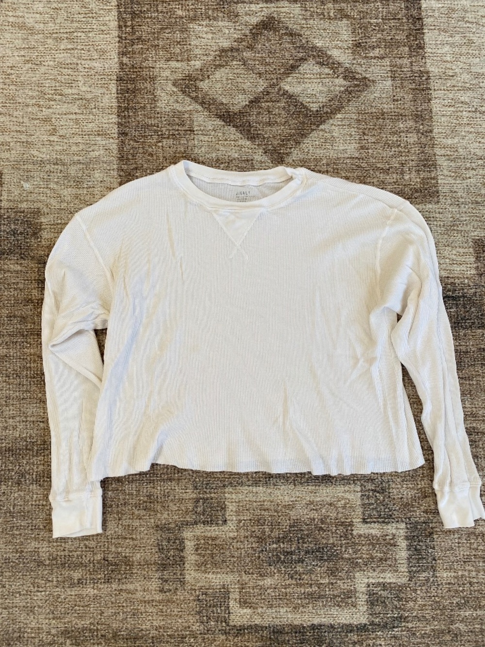 Brandy Melville Cropped Waffle Long Sleeve Top - White